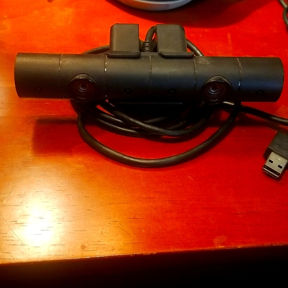 PS4 VR Set - Picture 3 of 4